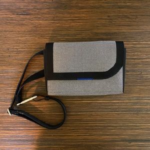 Rothy’s The Belt Bag in Grey Mist